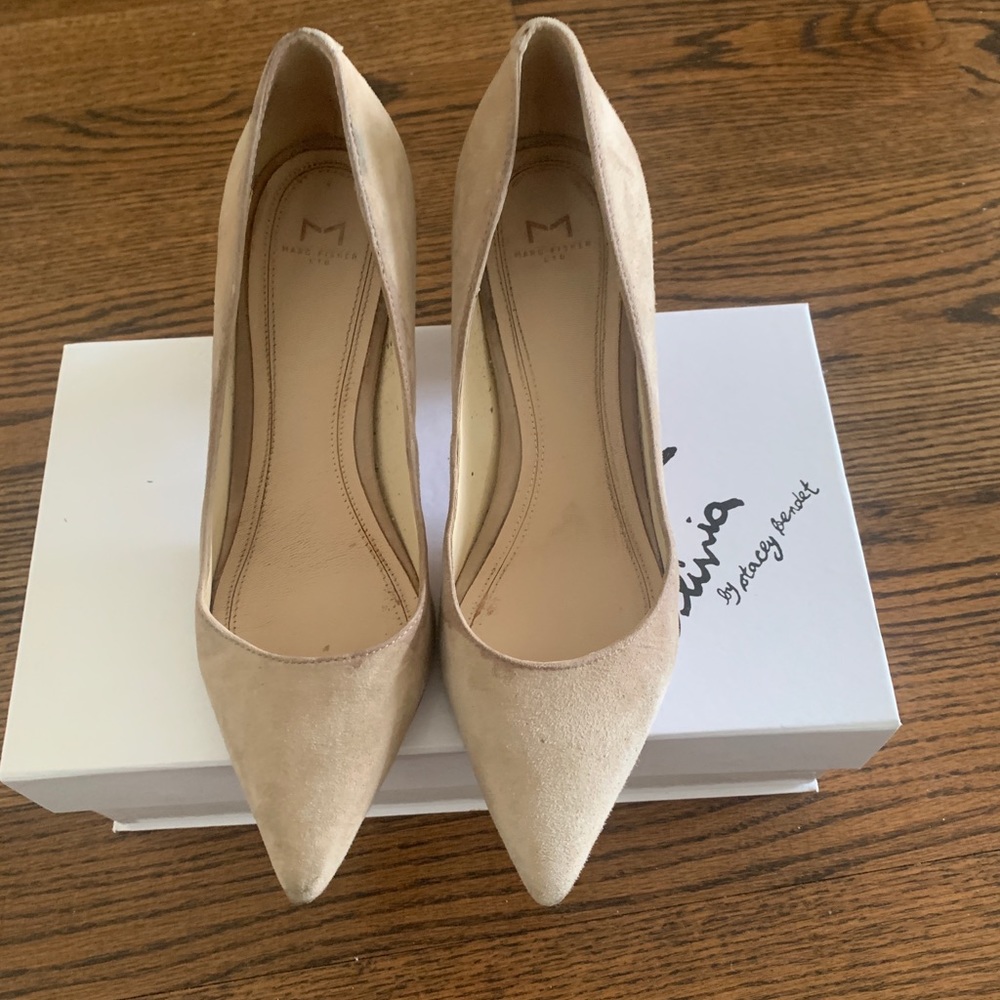 Mark Fisher LTd Pointy Toe Pumps Natural Suede 37